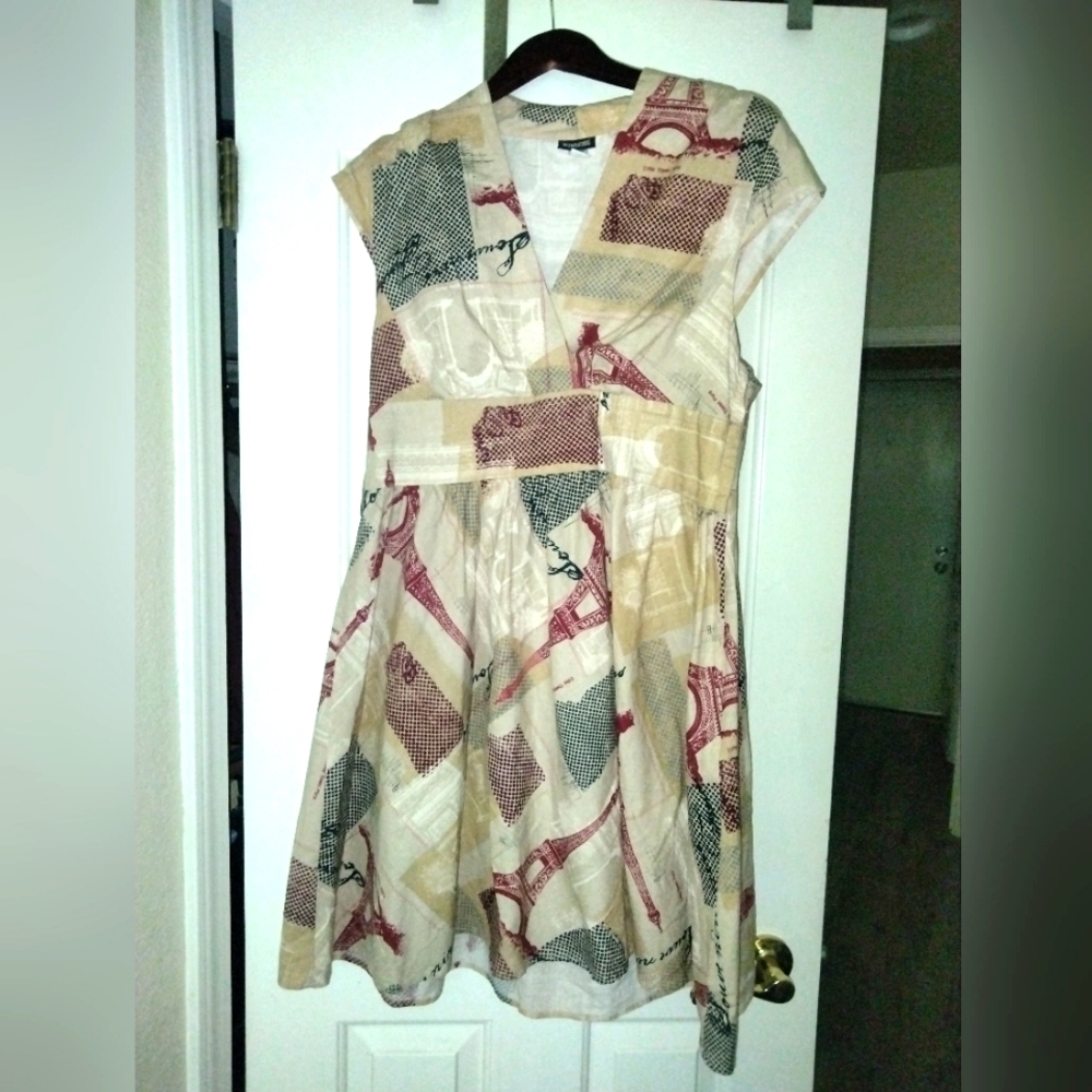 Women's Retrolicious dress size 1X Paris theme